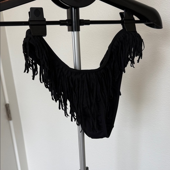 Minimale Animale Black Fringe Bikini Bottom - Picture 1 of 3
